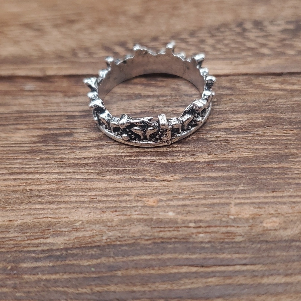 Size 6 R123 crown‎ ring sterling